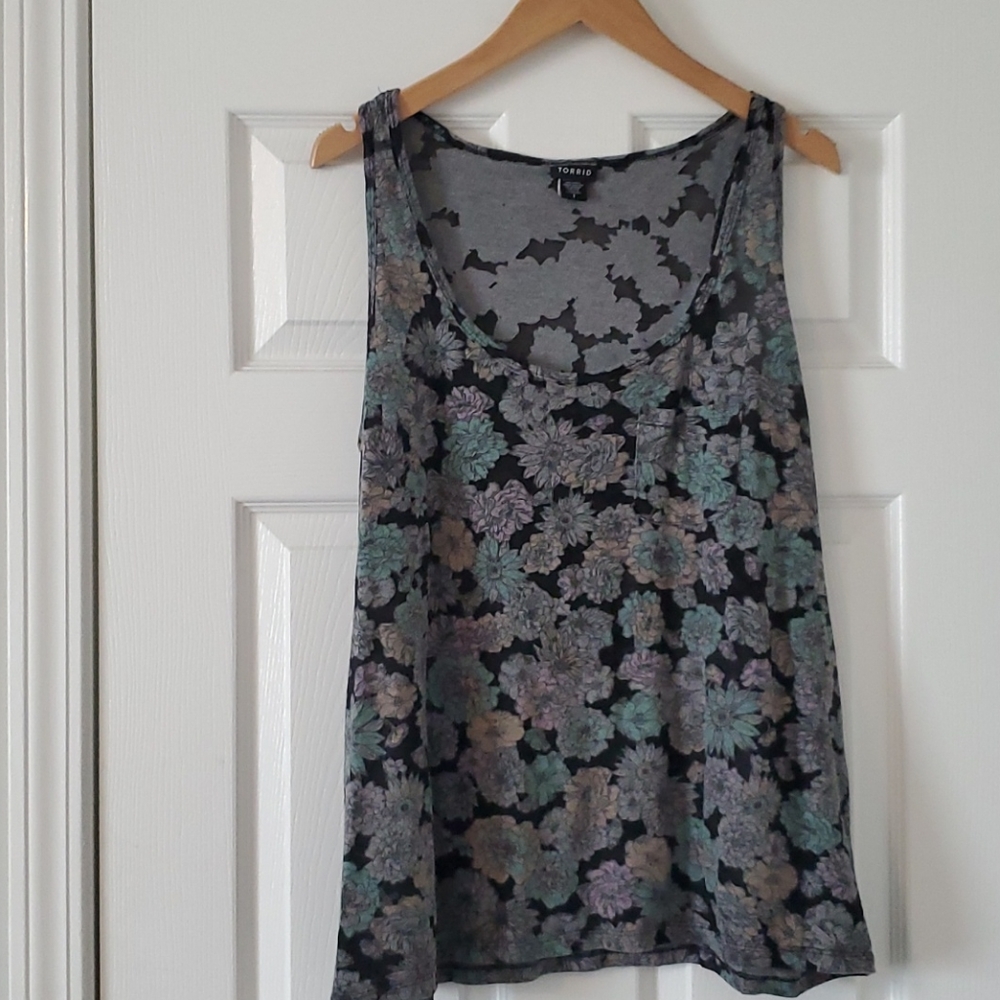 Black floral top